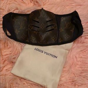 LV mask